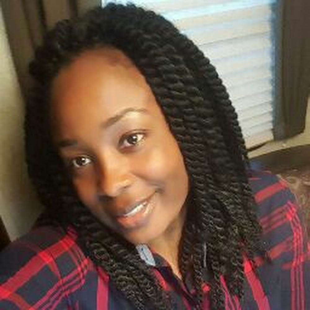 Meet your Posher, Latoya